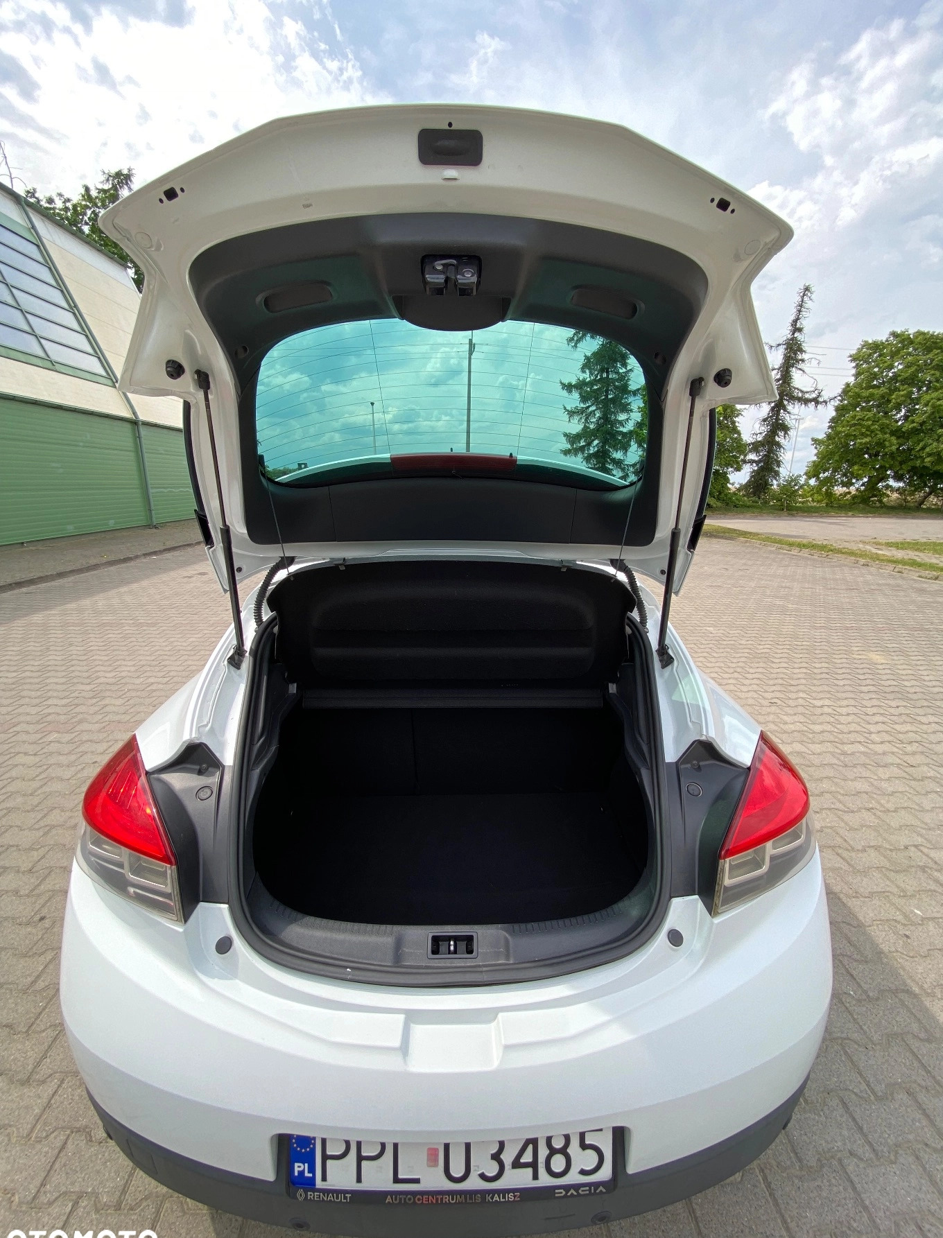 Renault Megane cena 18700 przebieg: 167000, rok produkcji 2010 z Dobrzyca małe 92